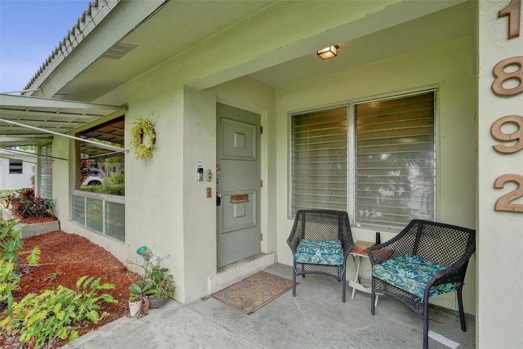 Photo of 1892 NE 33rd Street, Oakland Park, FL 33306 (MLS # F10545671)