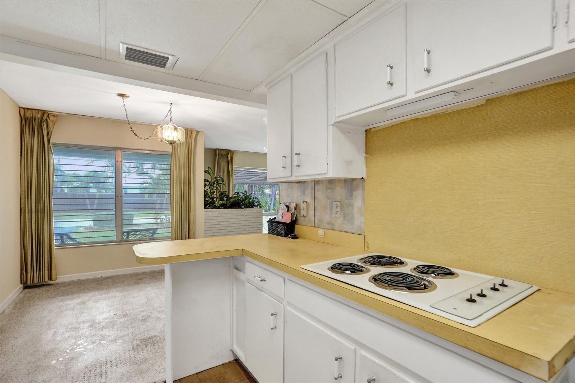 Coral Woods 33-25 B - Residential