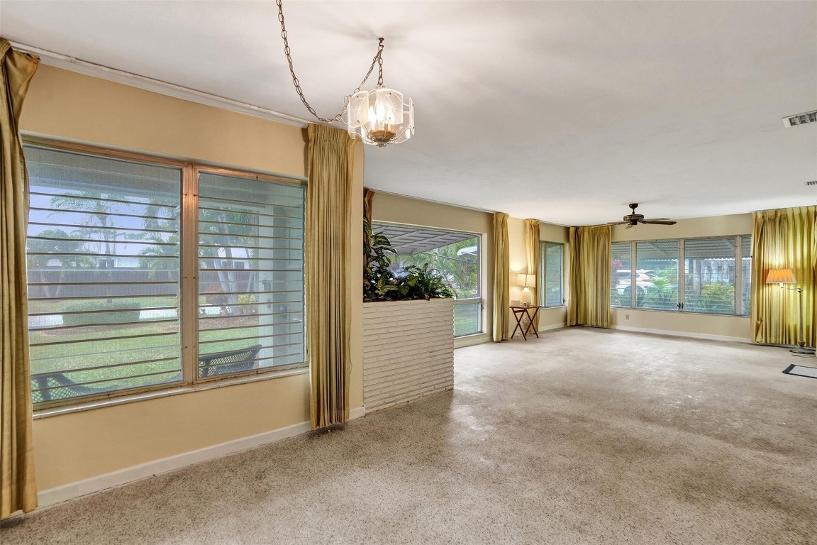 Coral Woods 33-25 B - Residential