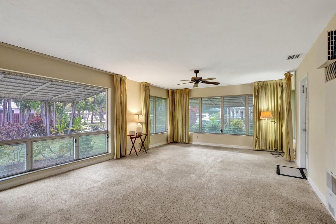 Coral Woods 33-25 B - Residential