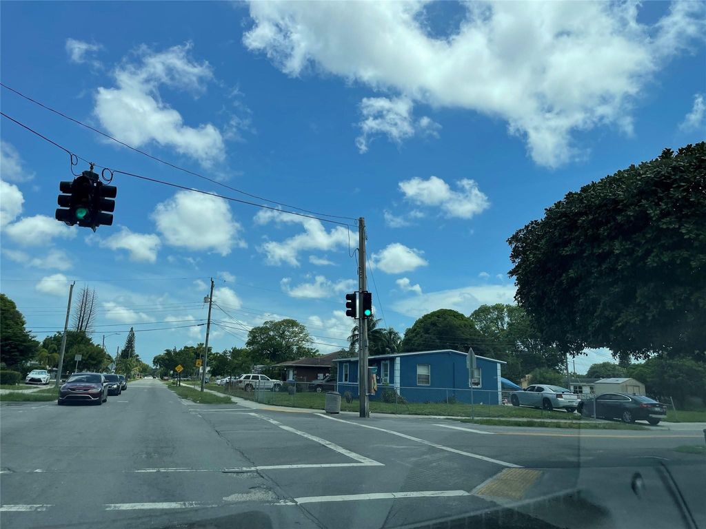 Photo of 1589 NW 6th Avenue, Pompano Beach, FL 33060 (MLS # F10556317)