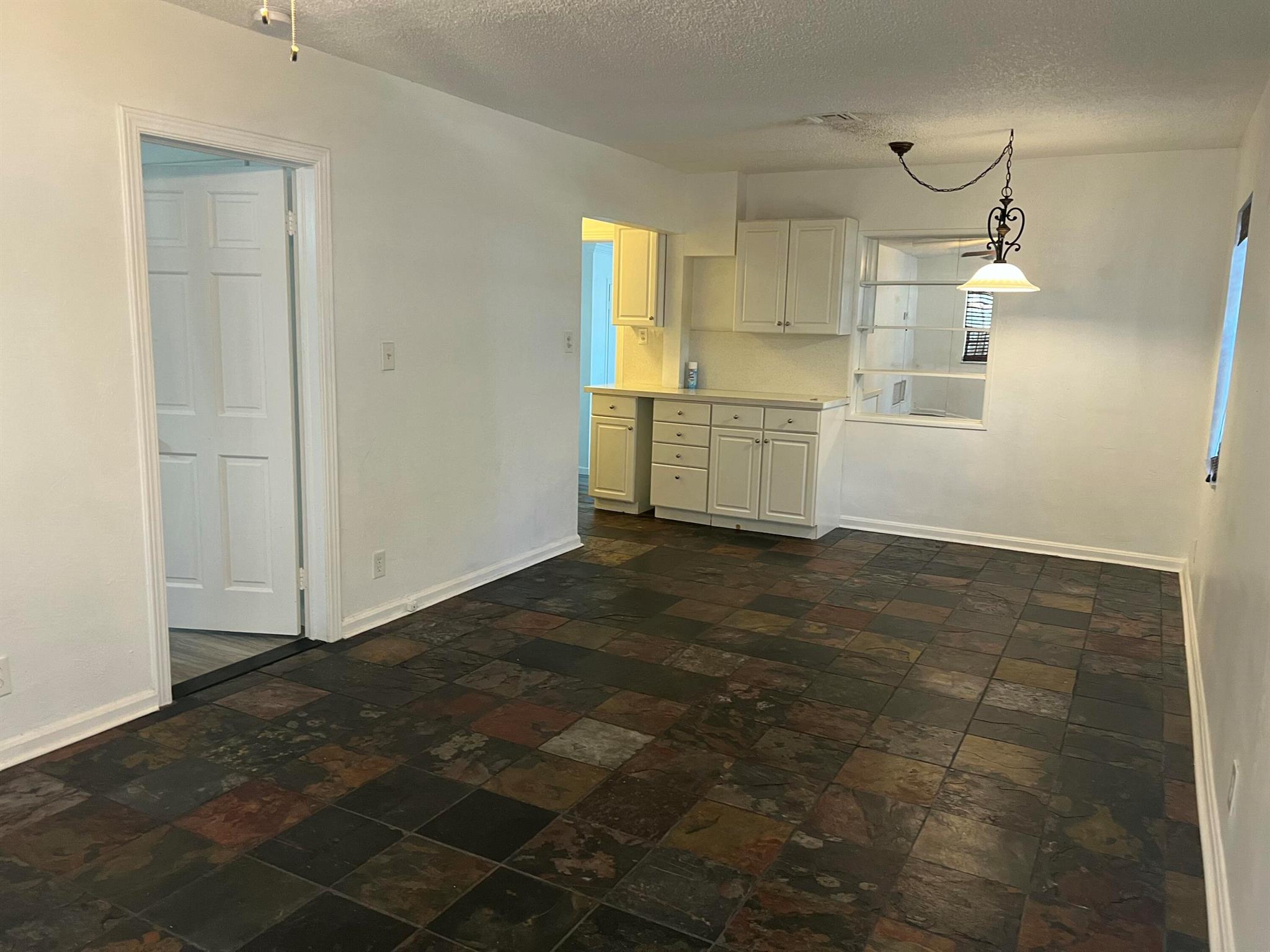 132 E Central Boulevard