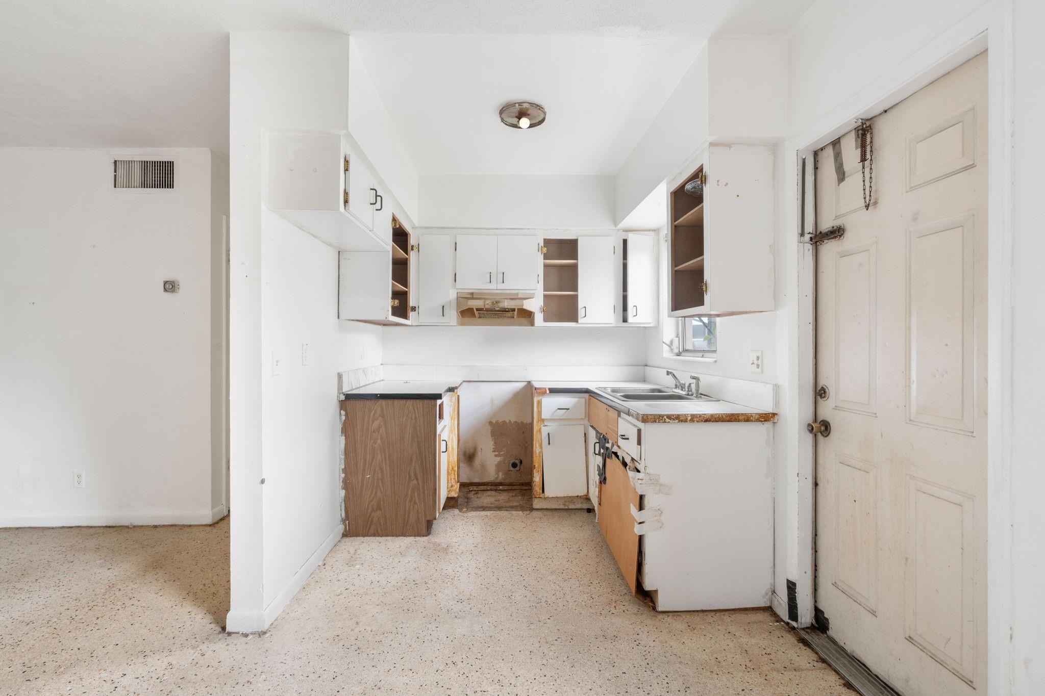 Northeast Heights Condo - Residential