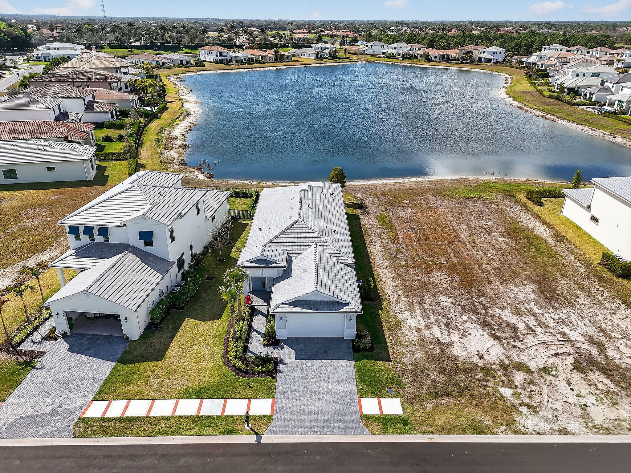 TESORO PLAT NO 20 - Residential