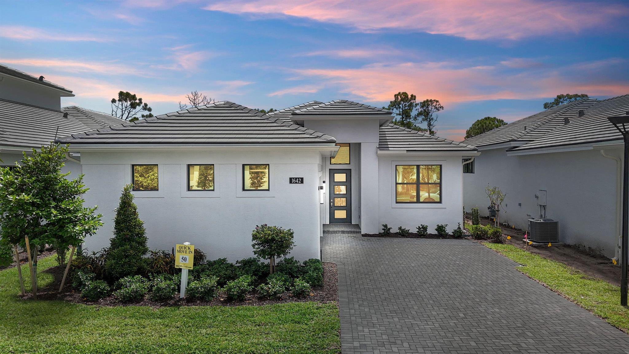 COVE ROYALE PUD PHASE 1 - Residential