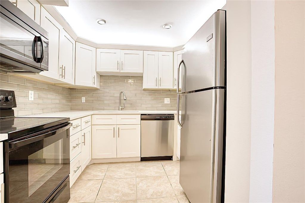 Photo of 111 Briny Avenue #PH-17, Pompano Beach, FL 33062 (MLS # F10545774)