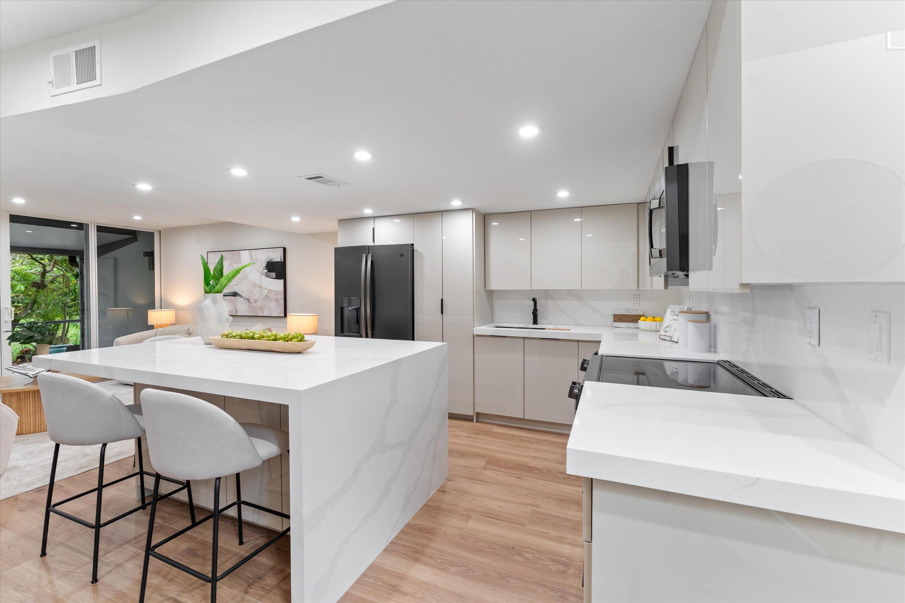 Footbridge Townhouses - Residential