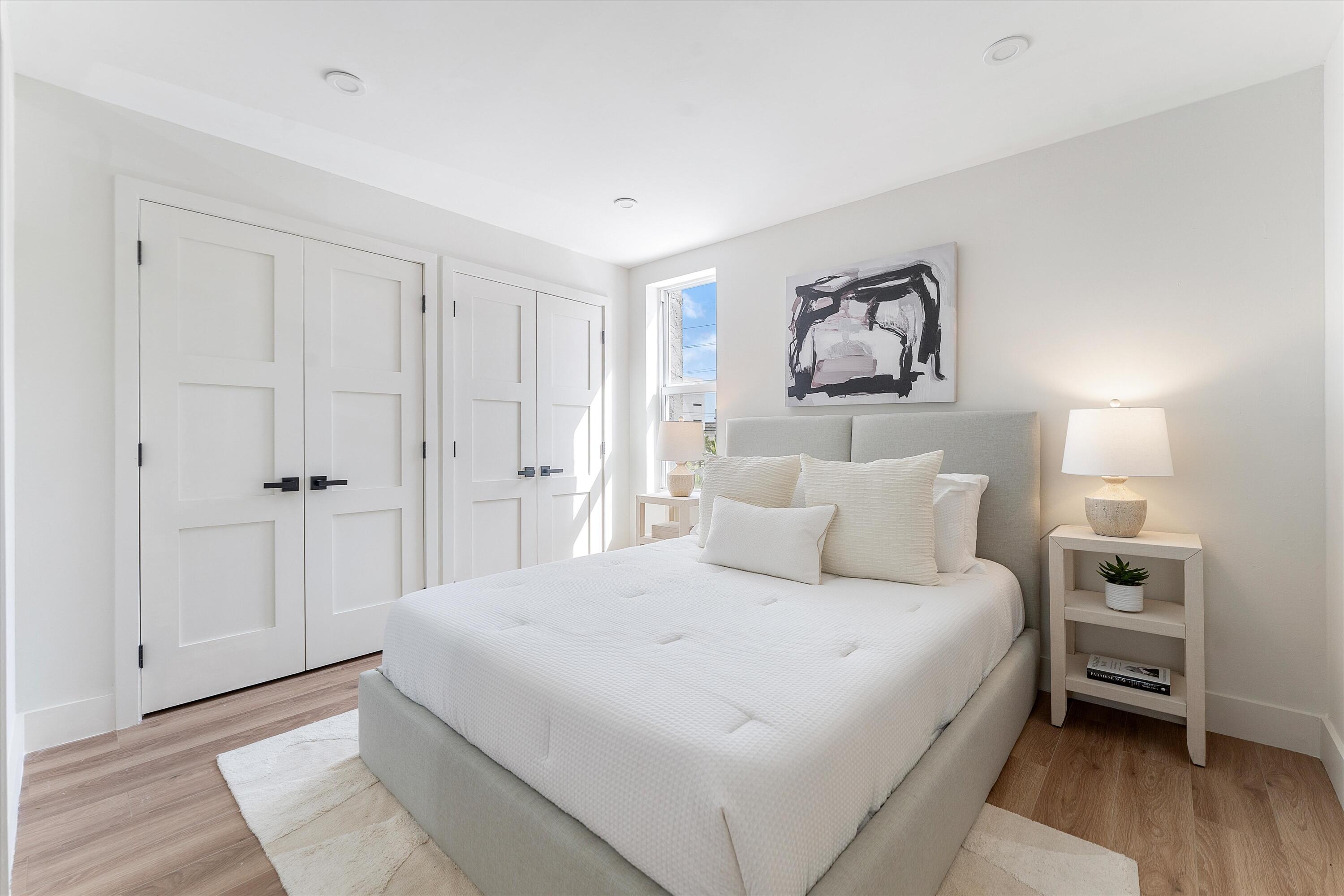 Footbridge Townhouses - Residential