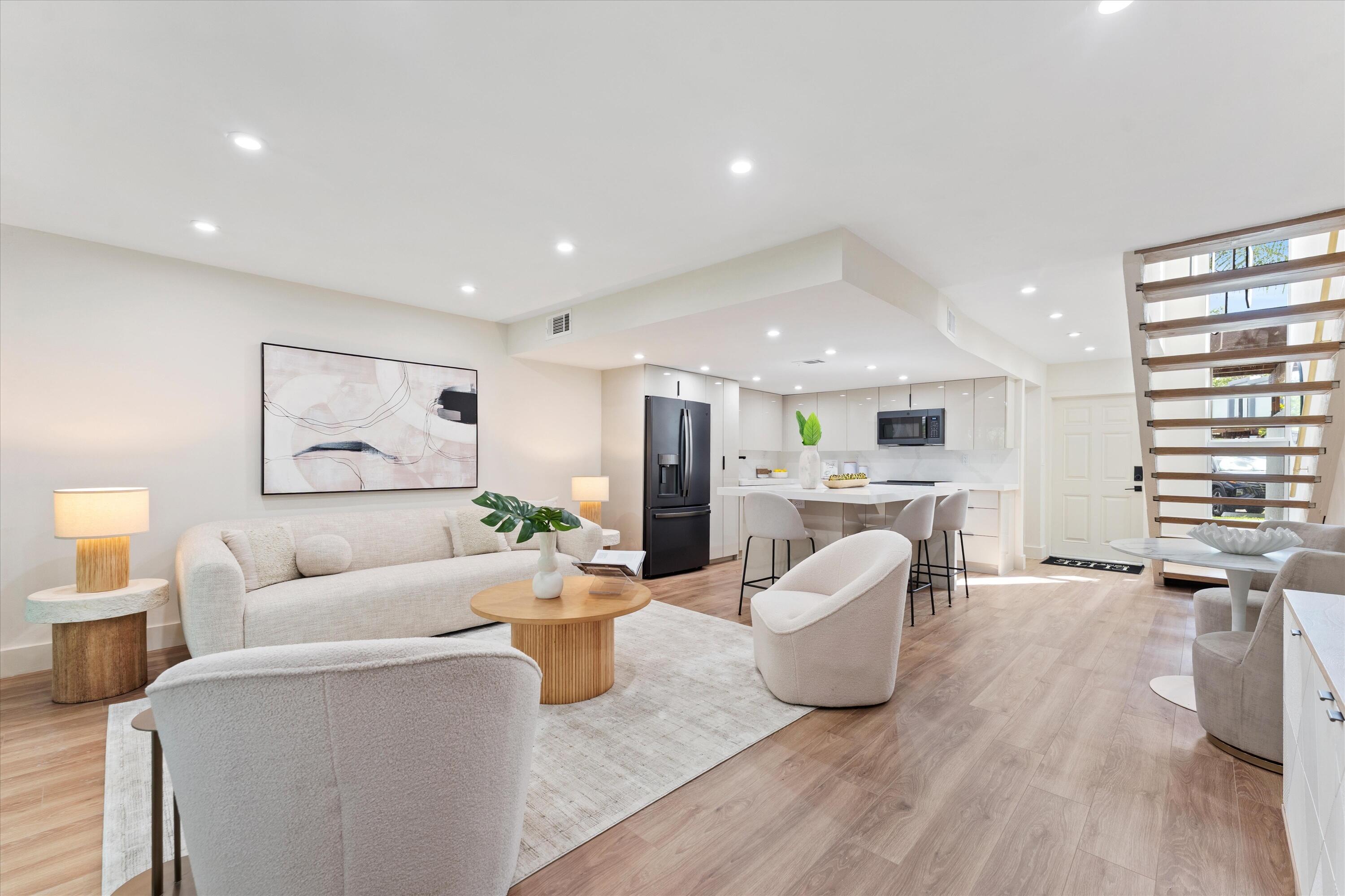 Footbridge Townhouses - Residential