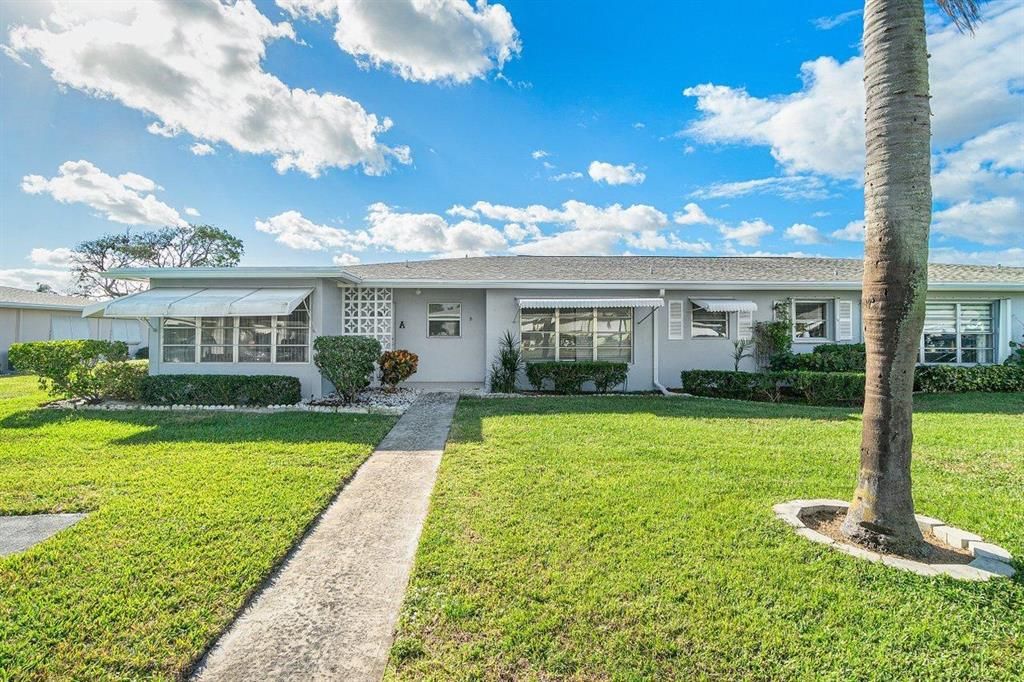 Photo of 260 Main Boulevard #B, Boynton Beach, FL 33435 (MLS # R10681058)
