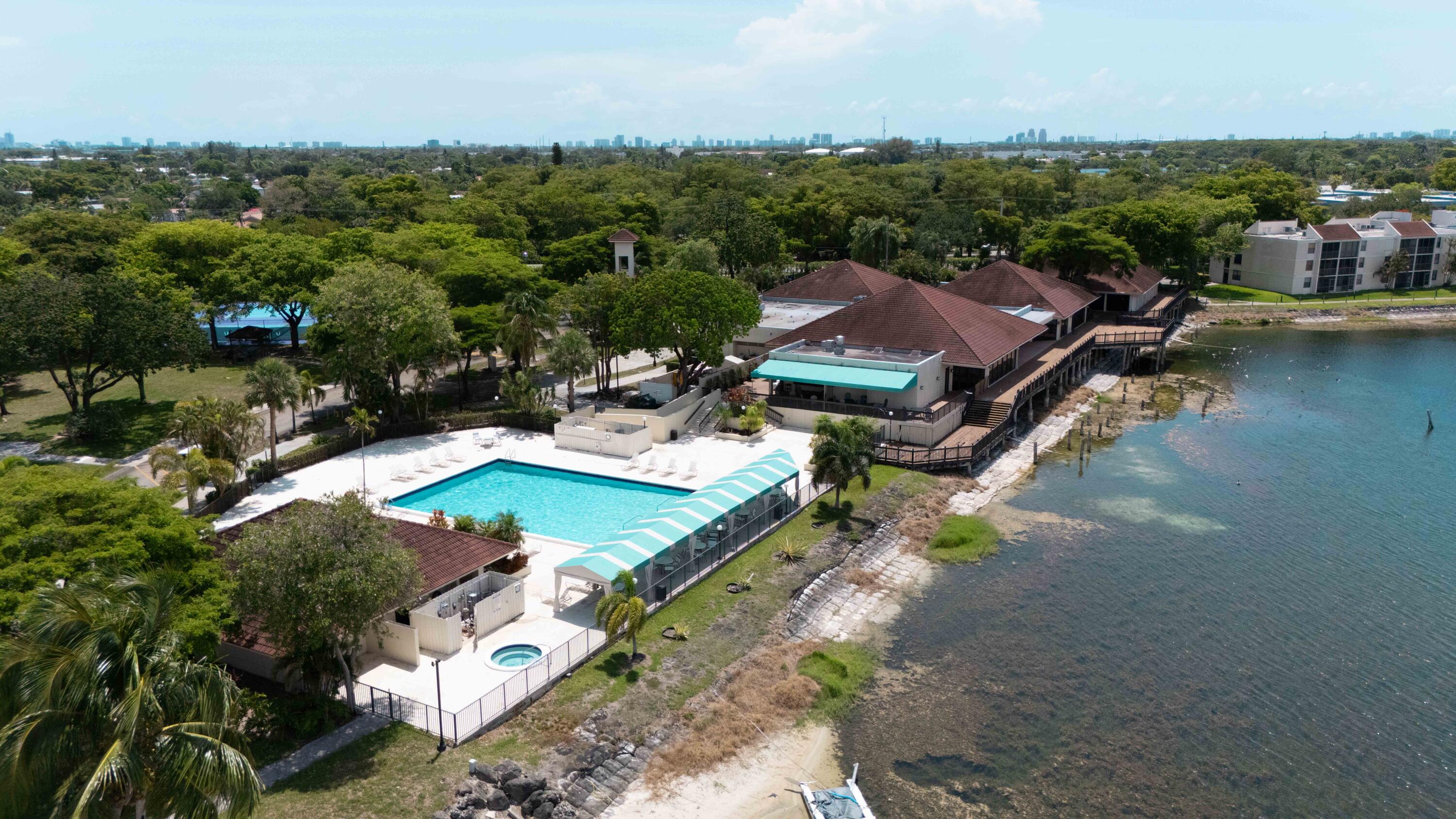 LAKE EMERALD CONDOMINIUM NO ONE - Residential