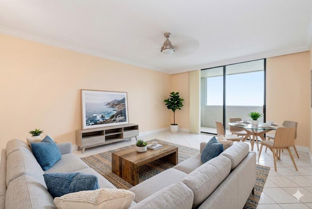 LAKE EMERALD CONDOMINIUM NO ONE - Residential