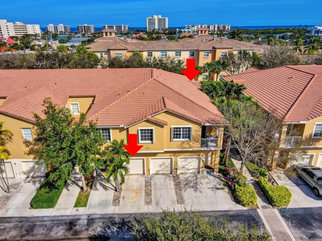 Photo of 162 Village Boulevard #H, Tequesta, FL 33469 (MLS # R10967163)
