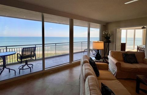 A home in Hutchinson Island