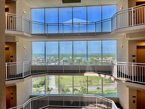 A home in Hutchinson Island