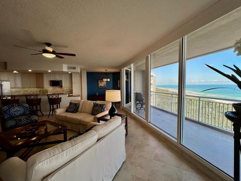 A home in Hutchinson Island