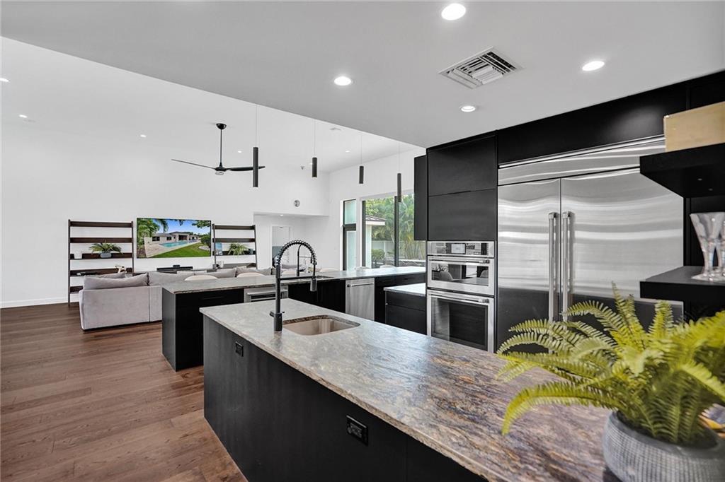 Coral Ridge Country Club - Residential