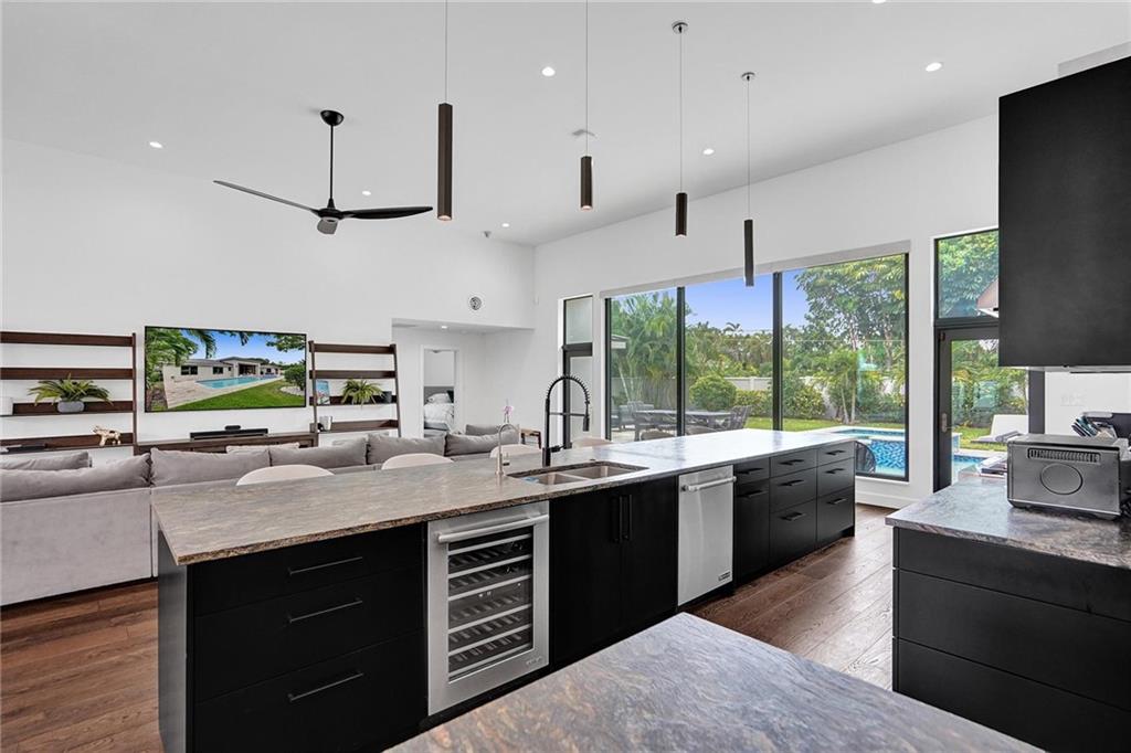 Coral Ridge Country Club - Residential