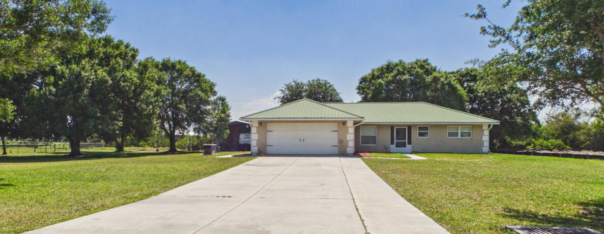 NORTH LAKE COUNTRY ESTATES - Residential