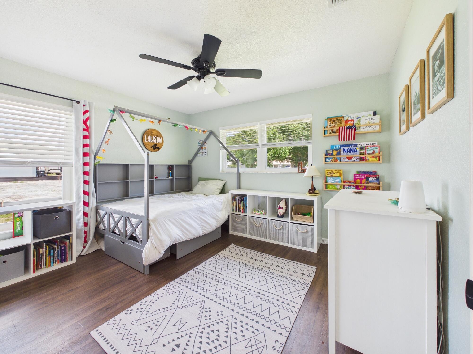 NORTH LAKE COUNTRY ESTATES - Residential