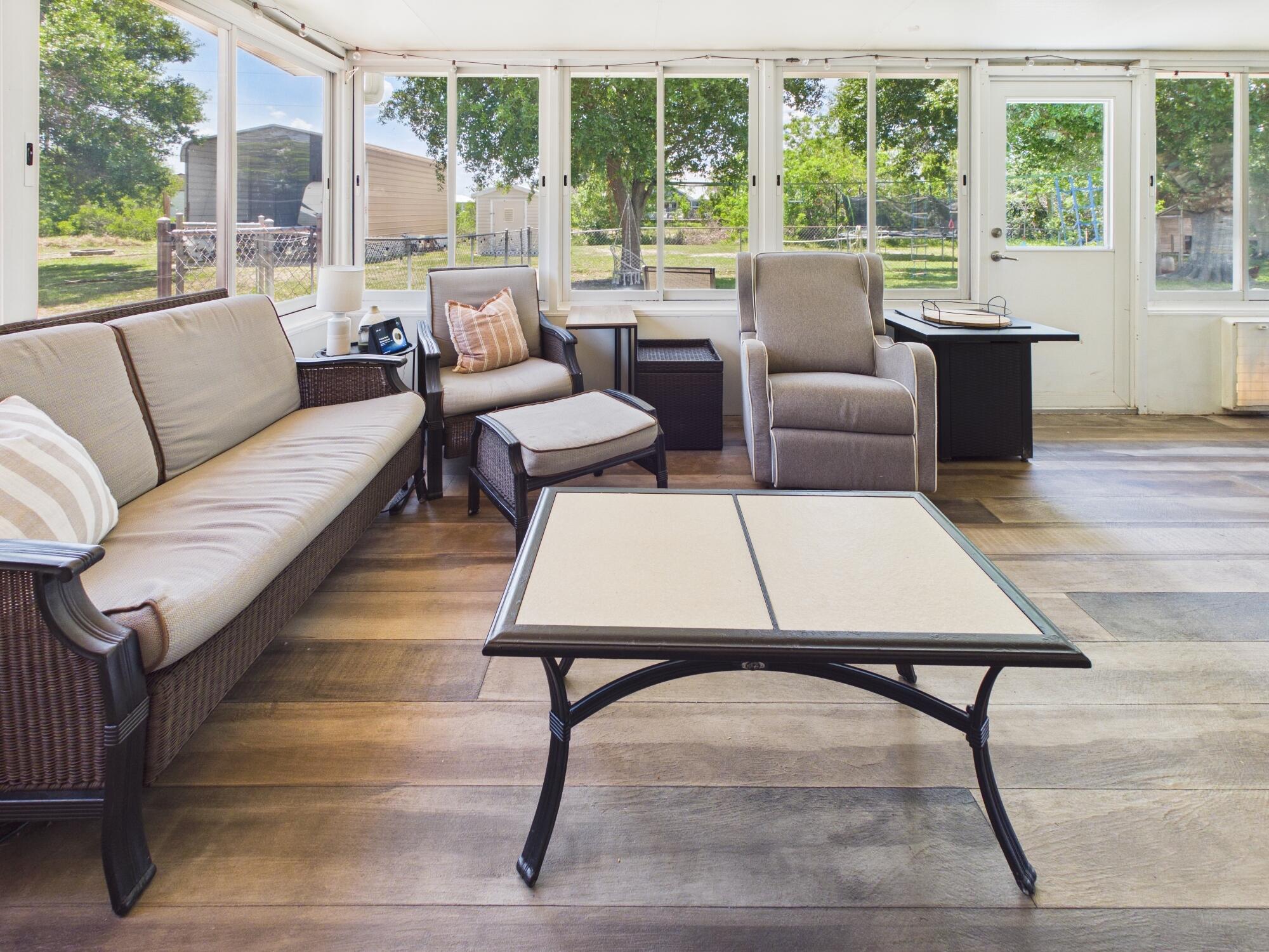 NORTH LAKE COUNTRY ESTATES - Residential
