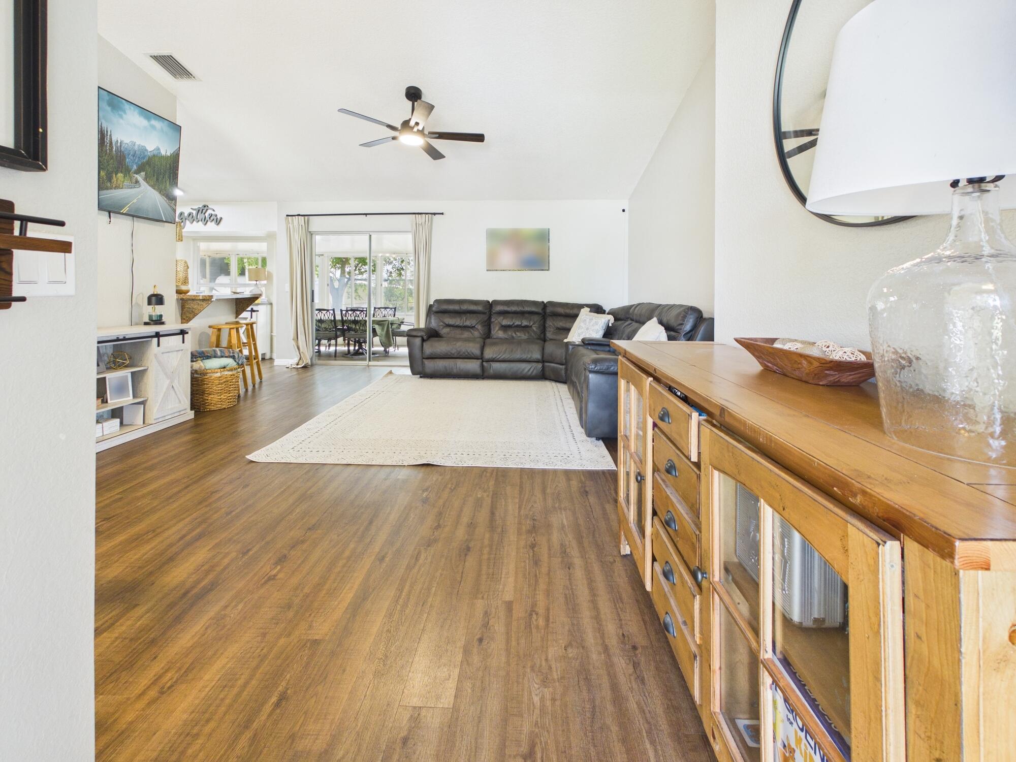 NORTH LAKE COUNTRY ESTATES - Residential