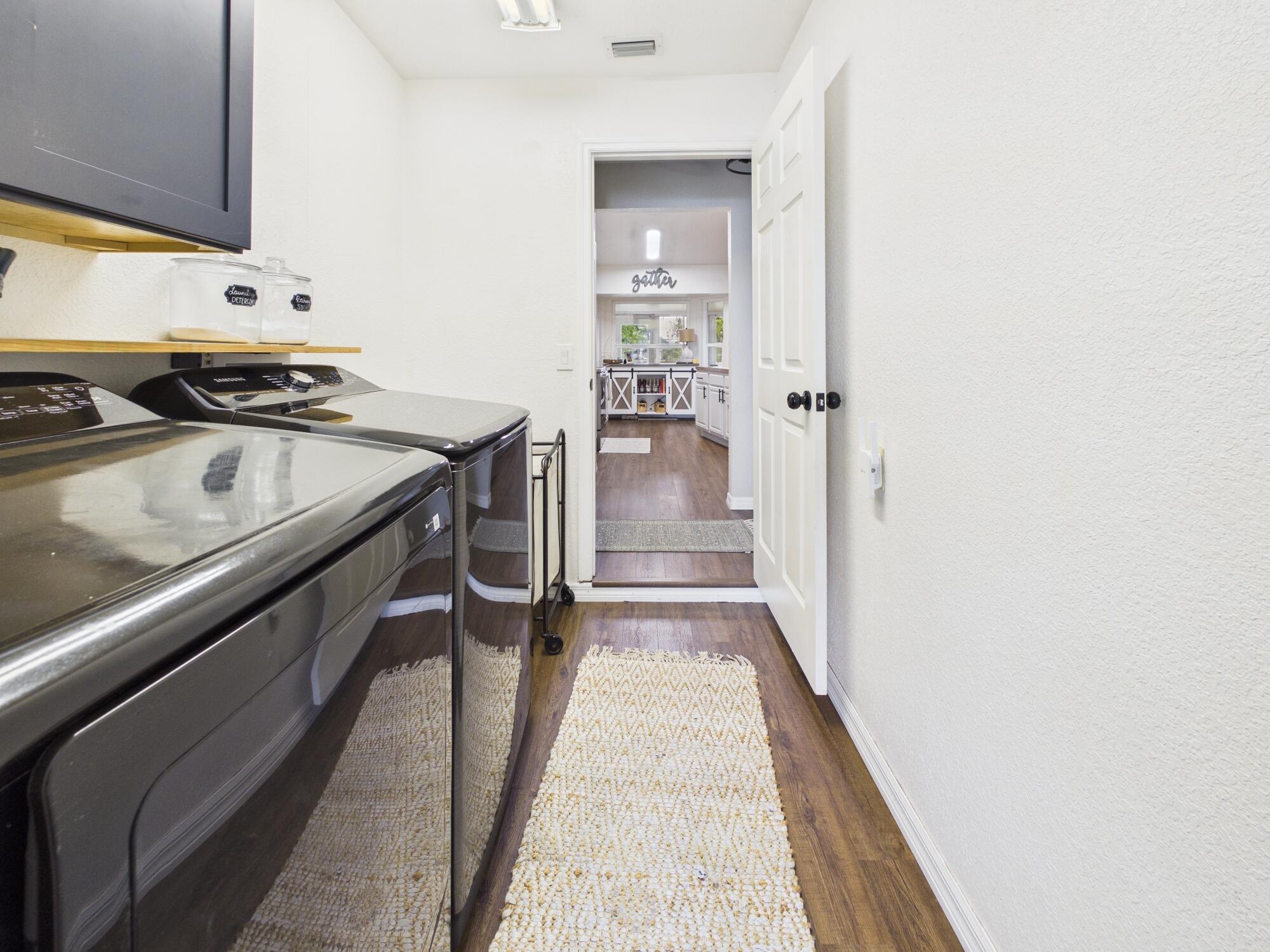 NORTH LAKE COUNTRY ESTATES - Residential