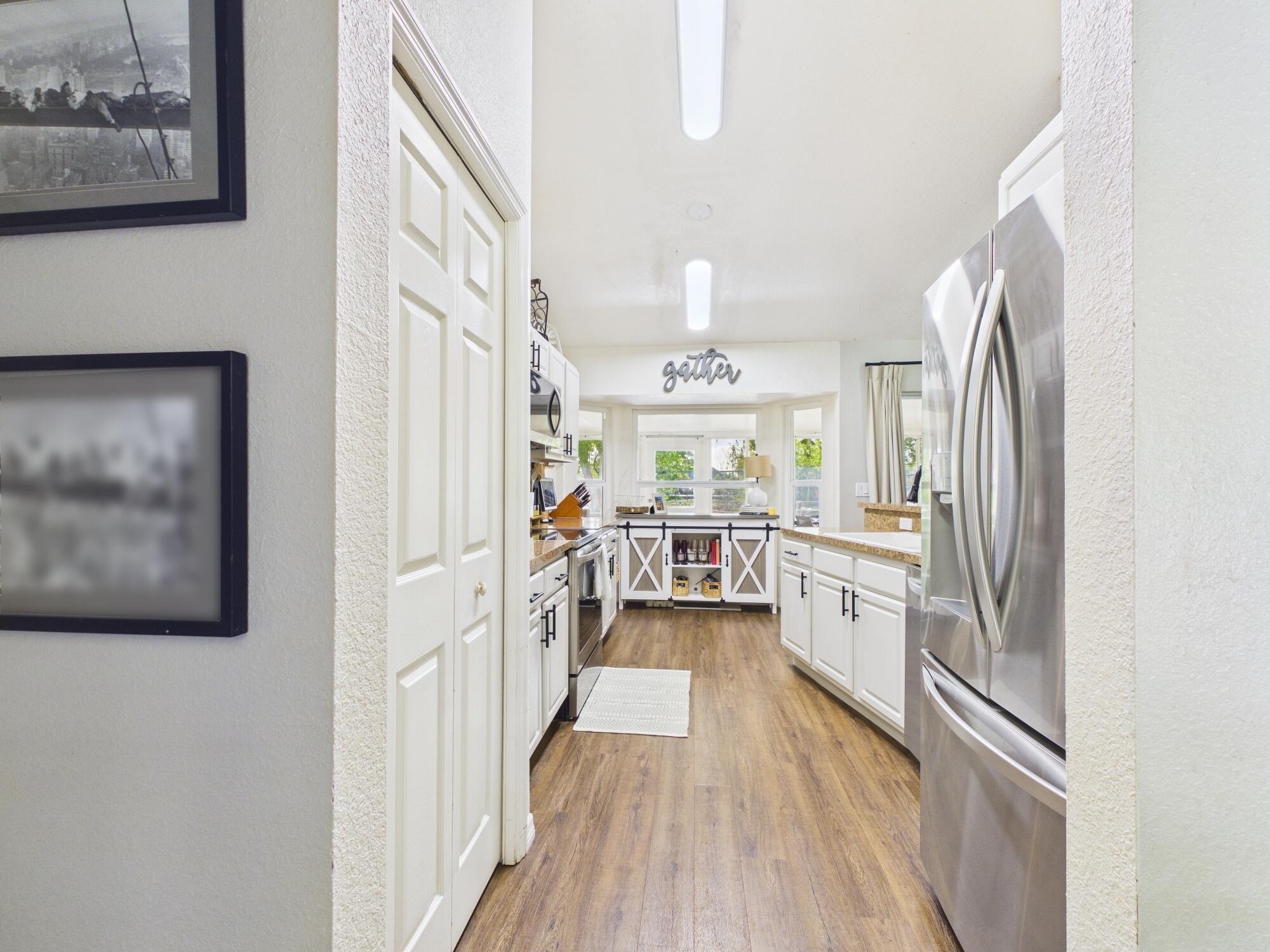NORTH LAKE COUNTRY ESTATES - Residential