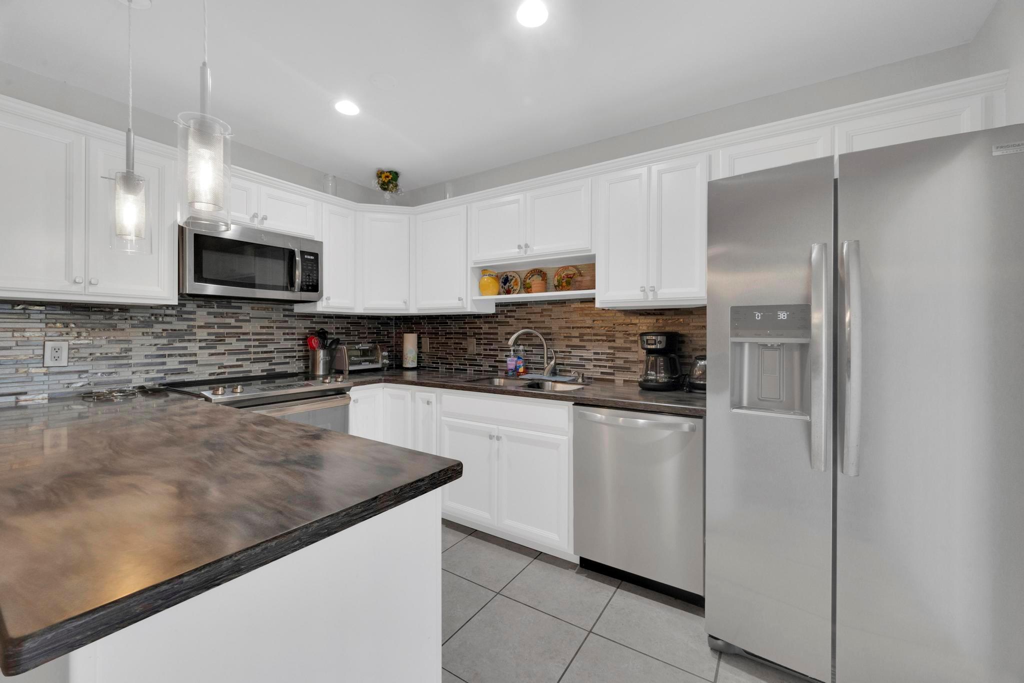 CAMELOT GARDENS - Residential