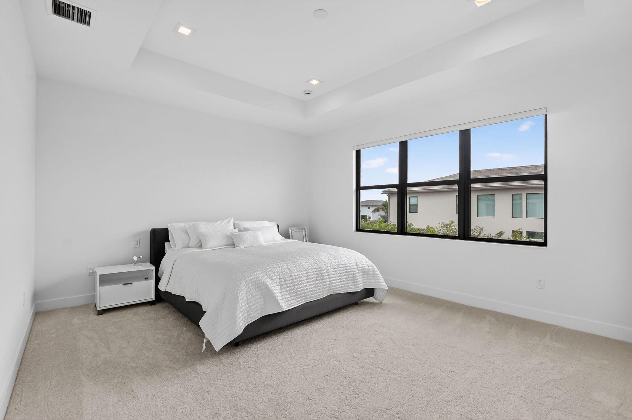 Lotus Edge - Residential