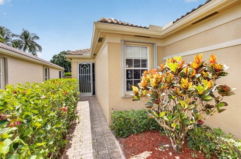 Tiny photo for 15562 Fiorenza Circle, Delray Beach, FL 33446 (MLS # B26042505)