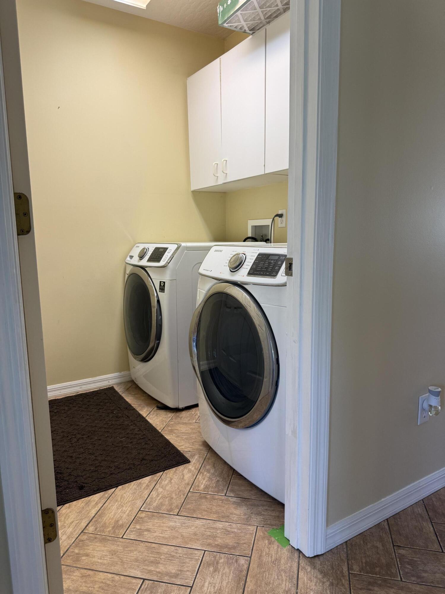 SEBASTIAN HIGHLANDS UNIT 11 - Residential