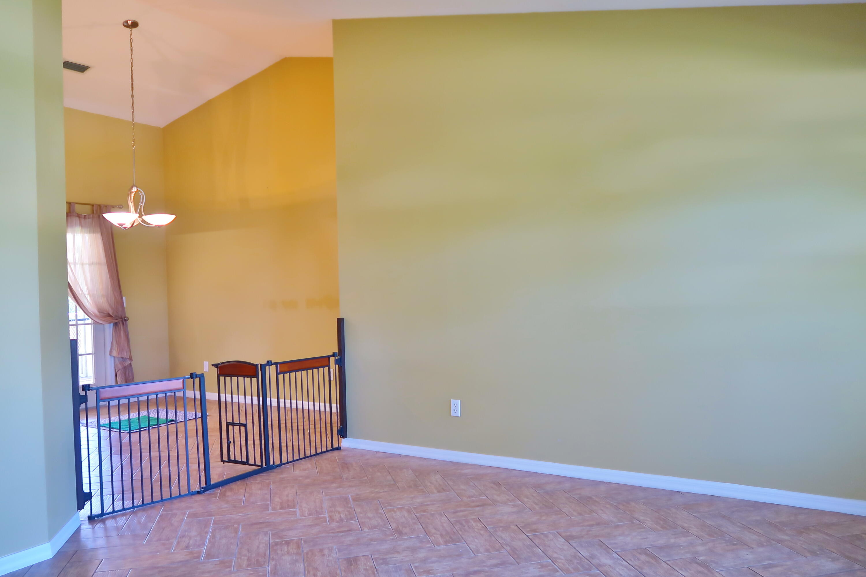 SEBASTIAN HIGHLANDS UNIT 11 - Residential