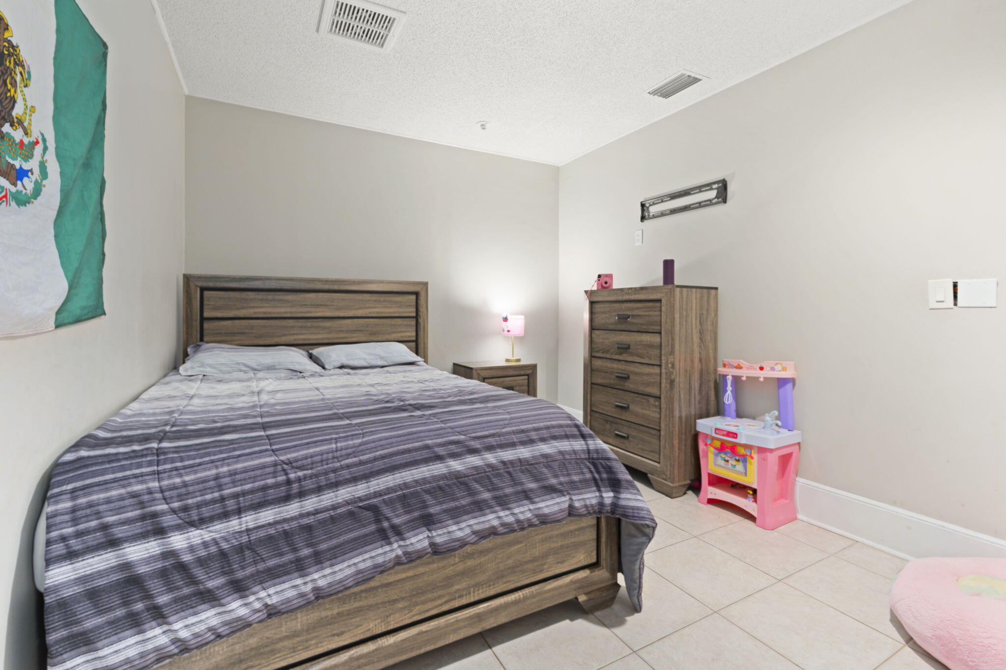 LEILANI HEIGHTS - Residential