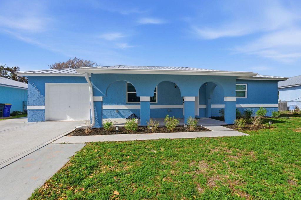 Photo of 2268 NE 16th Court, Jensen Beach, FL 34957 (MLS # B26017118)