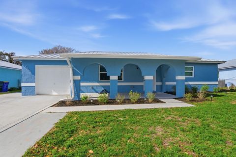 2268 NE 16th Court Jensen Beach FL 34957