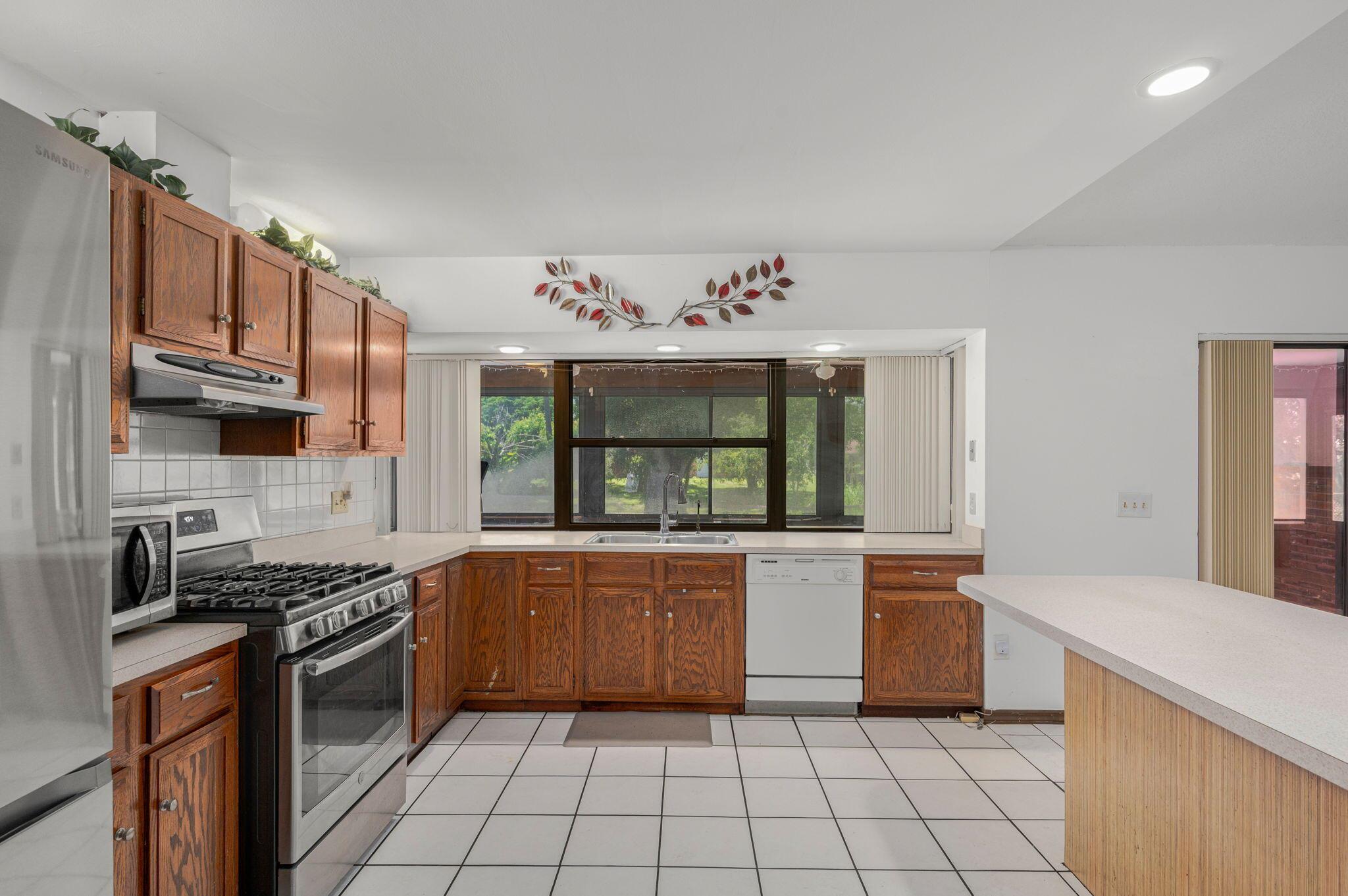 PORT ST LUCIE SECTION 24 - Residential