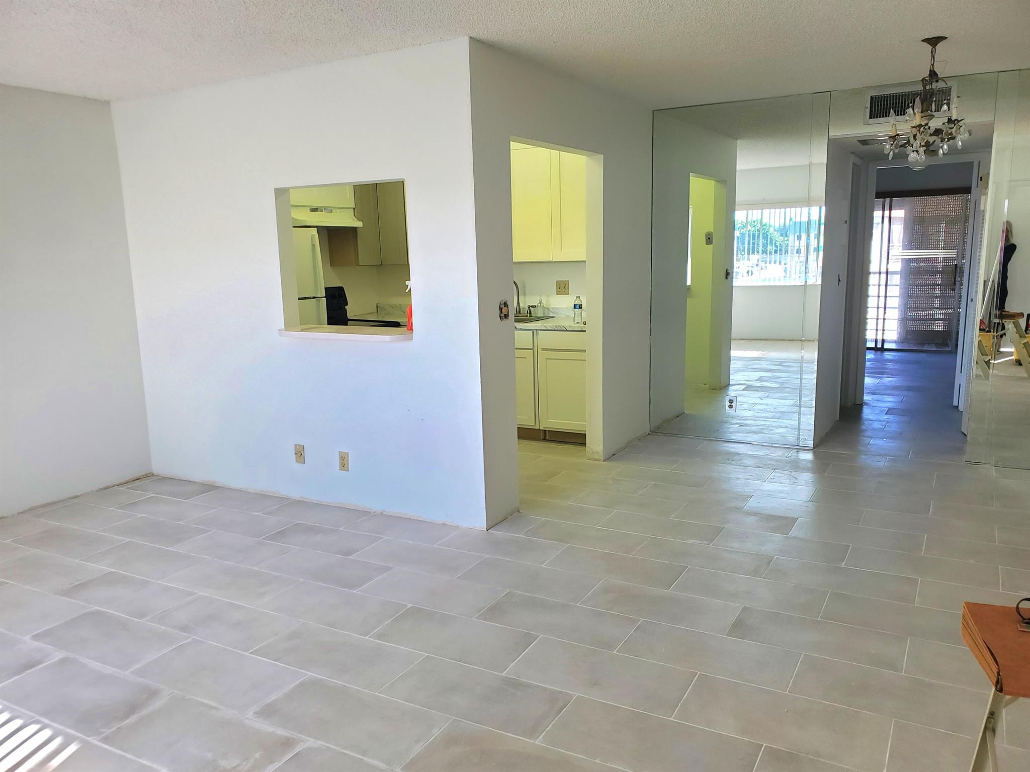 VILLAGE GREEN 4 CONDO - Residential Lease