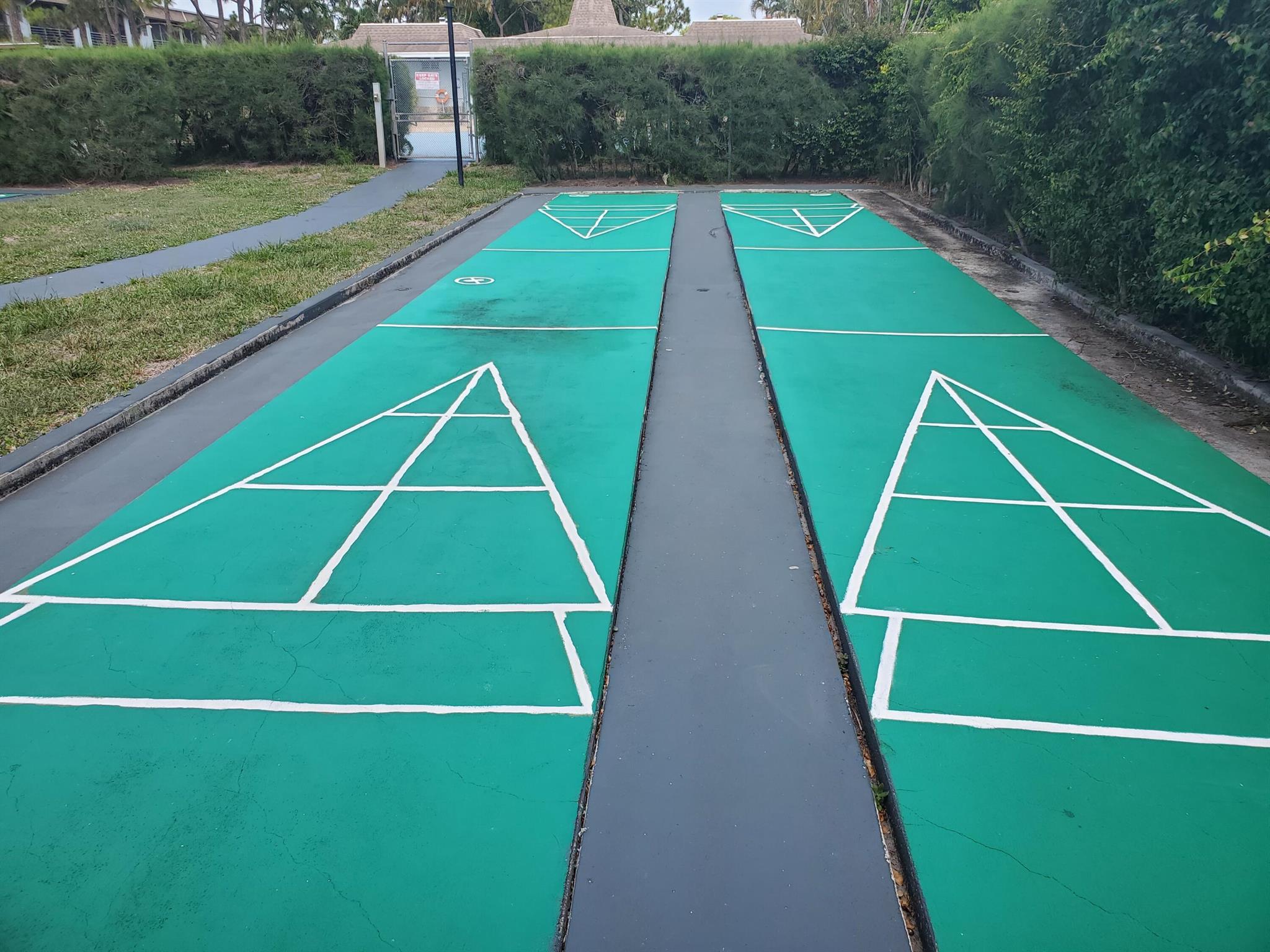 VILLAGE GREEN 4 CONDO - Residential Lease