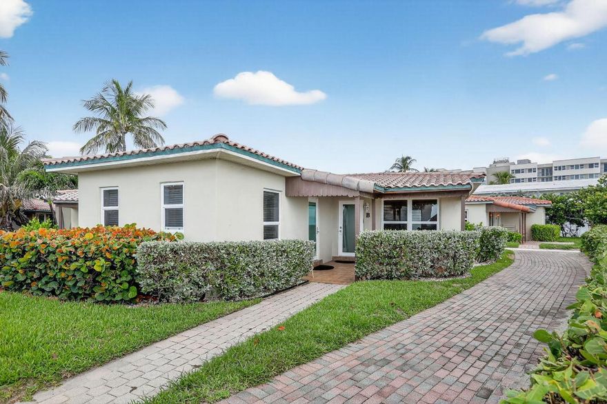 Prime oceanfront 2bath 2bath villa perfectly positioned on the most desirable stretch of South Florida's oceanside coastline. Sitting on a pristine 7.5 acre manicured vacation resort. A 300ft private upper & lower beach surrounded by lush tropical Florida landscape is your front and backyard. Operating as a vacation resort and permitting Airbnb/Vrbo giving owners 100% of rental income making it a fine investment opportunity. A 5min. drive to local restaurants, shopping, and activities for the entire family. Live your vacation life as many days out of the year as you wish or choose to have your Villa occupied with guests while your away. Royal Flamingo features a heated pool, shuffle boards, mini golf course & more.