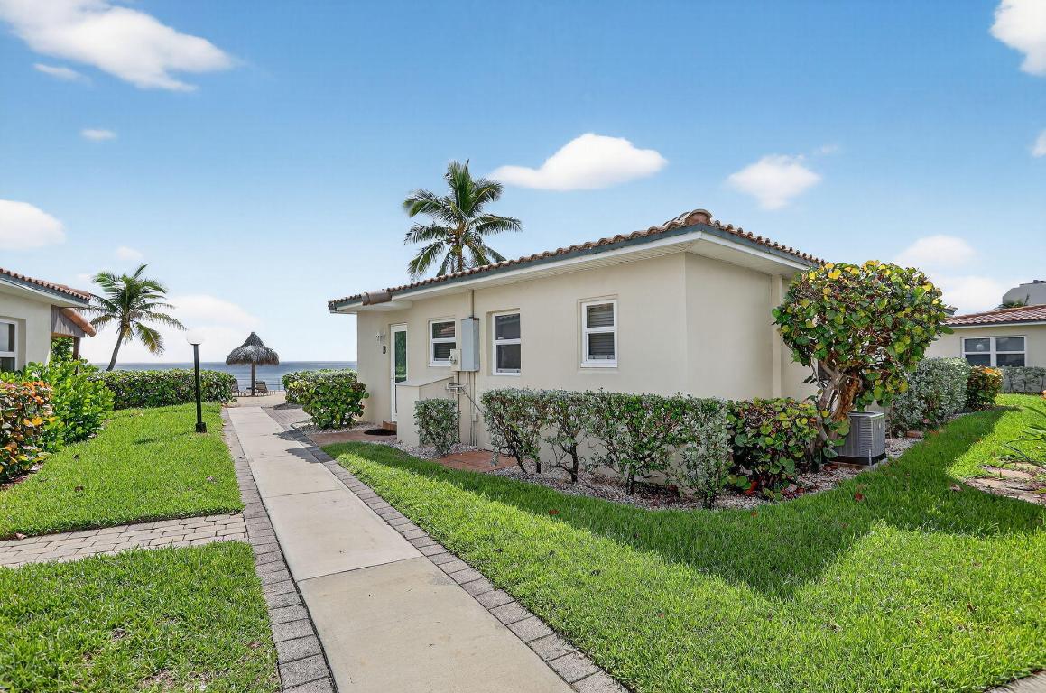 ROYAL FLAMINGO VILLAS - Residential