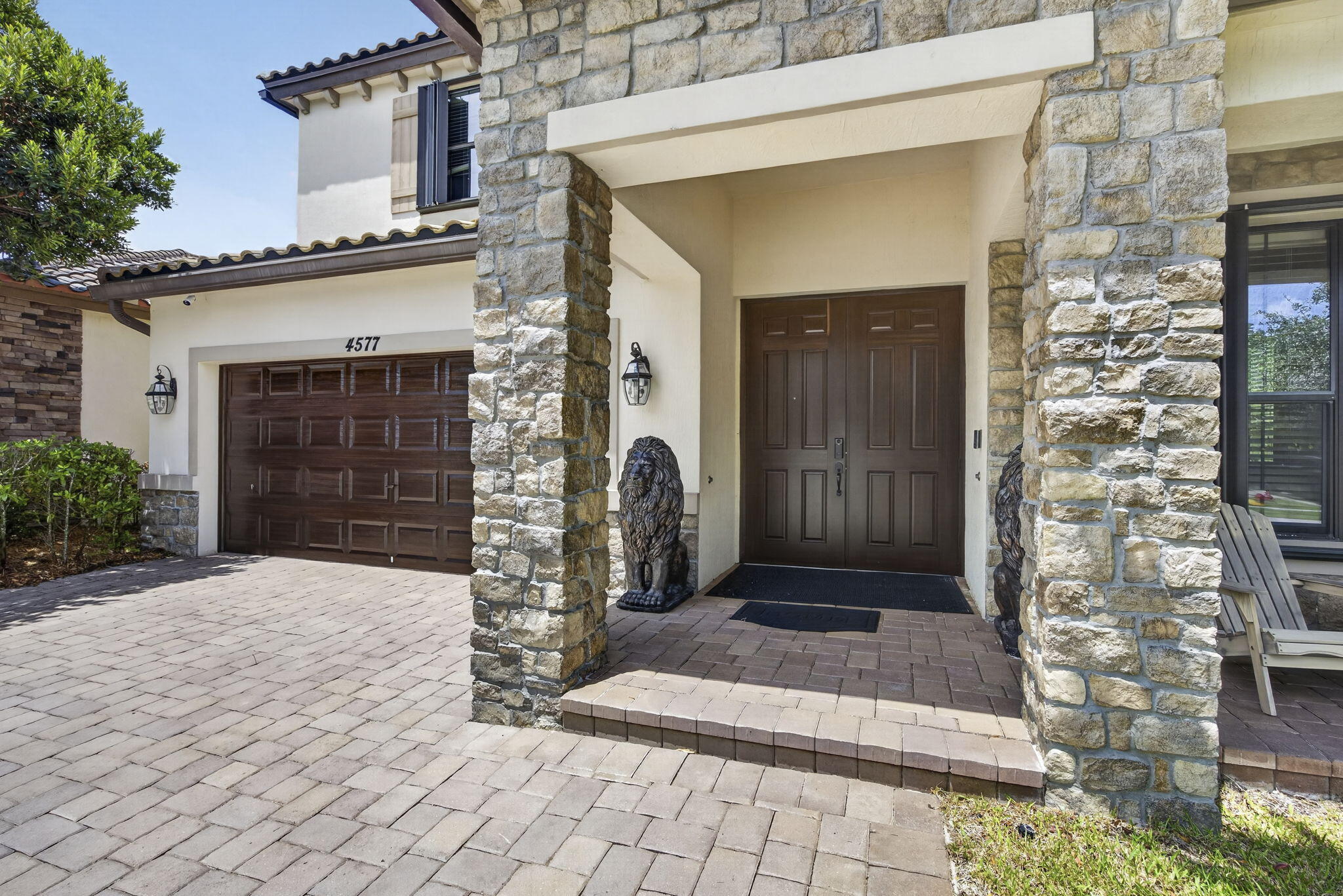 4577 Willow Run Way