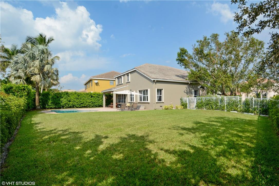 Falcon Ridge - Residential