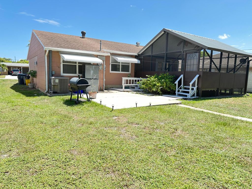 Photo of 4421 Broadway Street, Lake Worth, FL 33461 (MLS # R11104771)