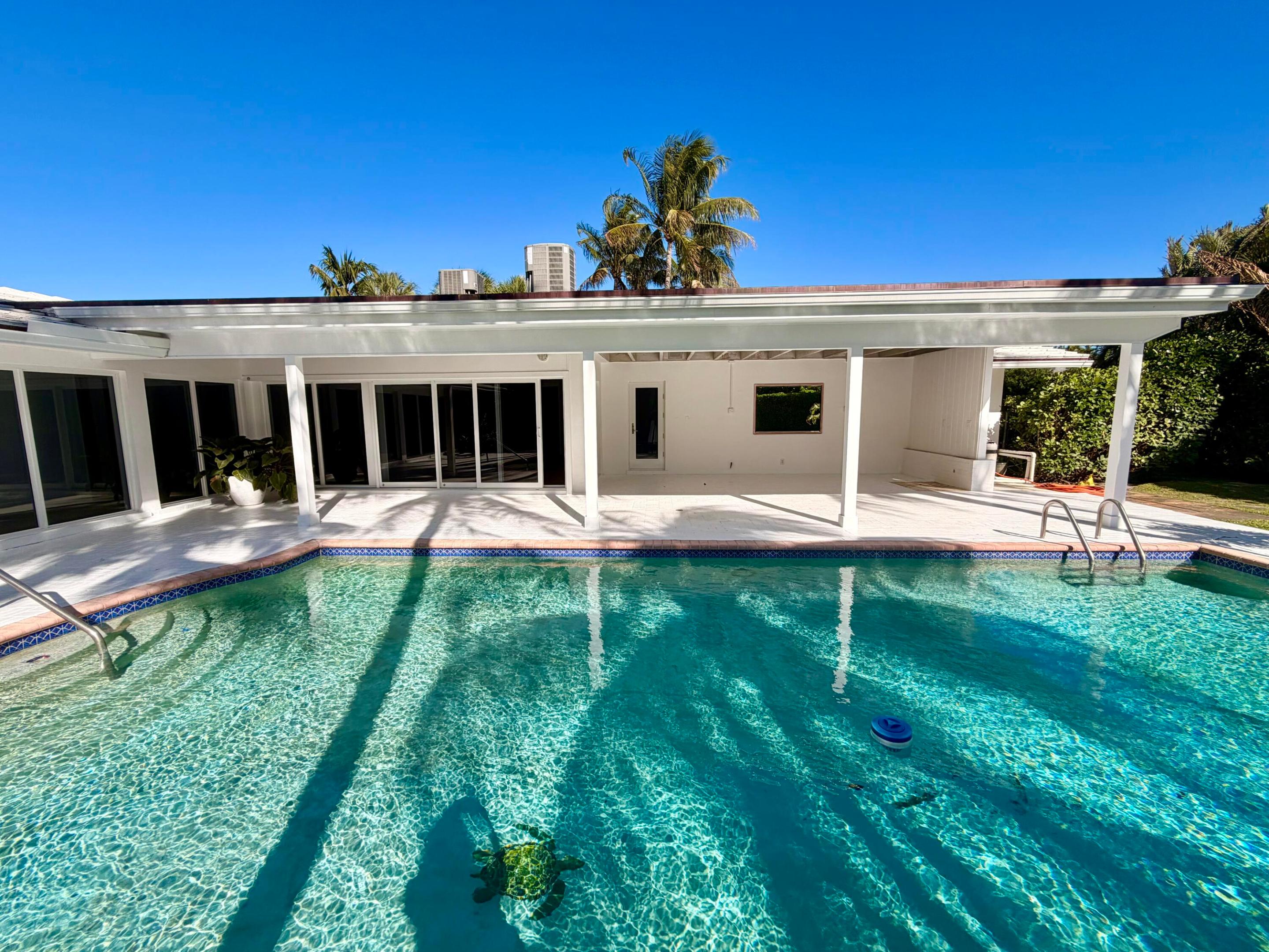 2015 Notre Dame Drive