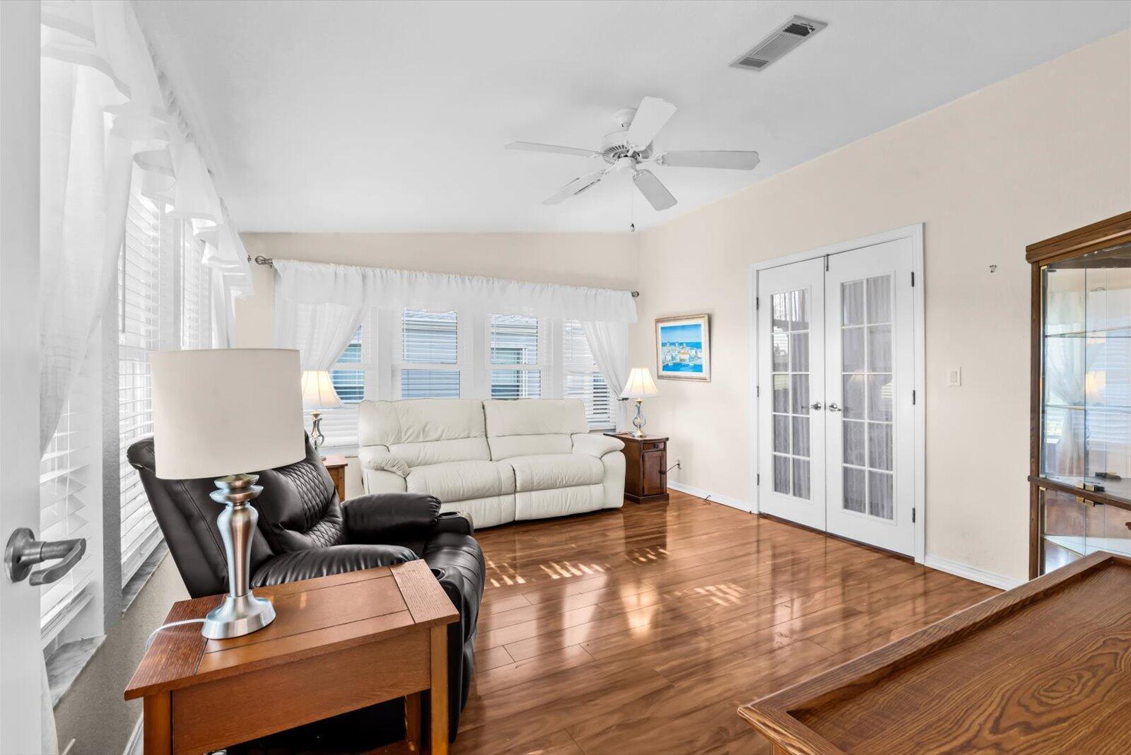 EAGLE'S RETREAT AT SAVANN - Residential