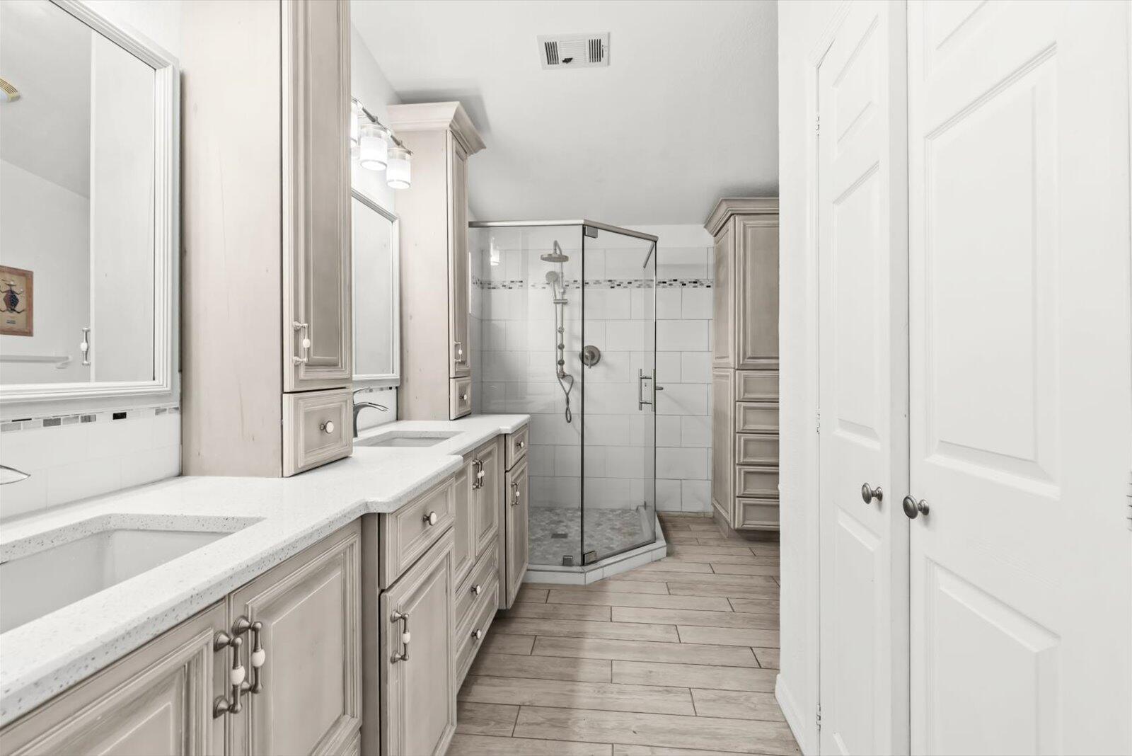 EAGLE'S RETREAT AT SAVANN - Residential