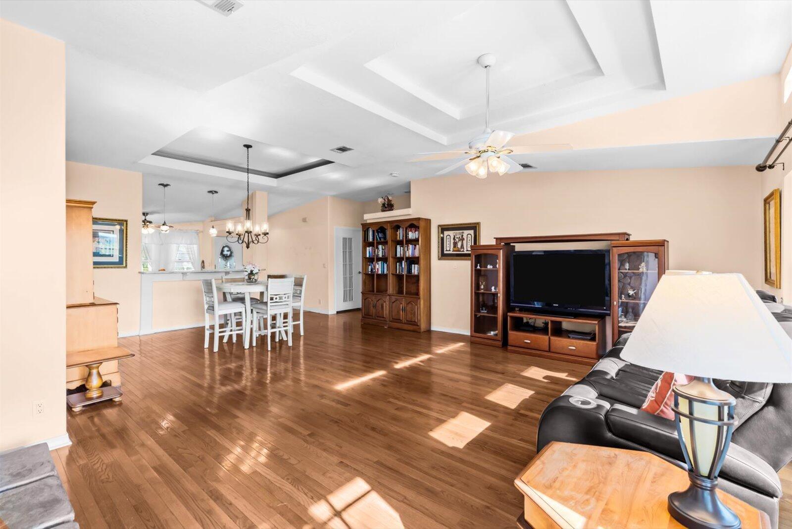 EAGLE'S RETREAT AT SAVANN - Residential