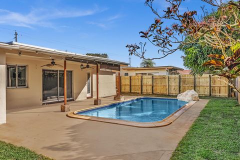 2171 NW 84th Way Sunrise FL 33322