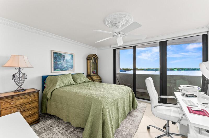 TRIANON CONDO - Residential